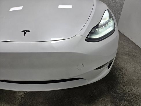 Used 2023 Tesla Model Y Long Range image 6