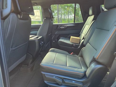 New 2026 GMC Yukon AT4 w/ AT4 Premium Plus Package AWD/4WD image 17