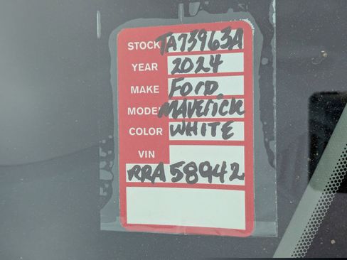 Certified 2024 Ford Maverick Tremor w/ Tremor Off-Road Package image 16