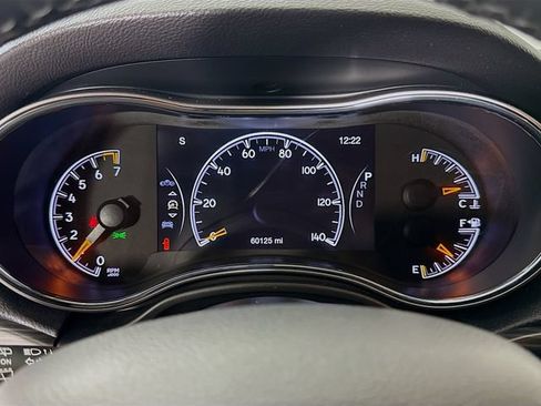 Used 2021 Jeep Grand Cherokee Laredo X AWD/4WD image 12