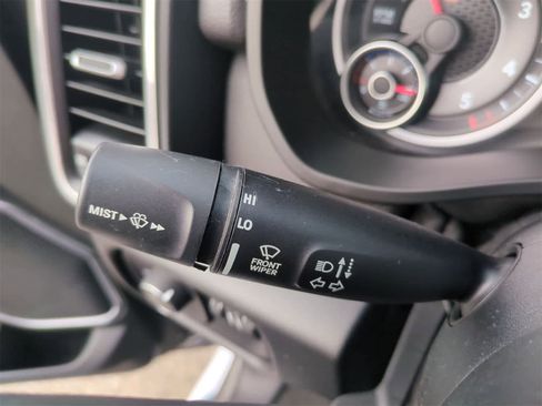 Certified 2020 RAM 1500 Laramie image 25