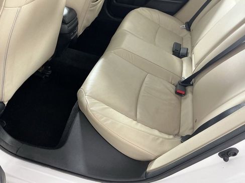 Used 2017 Honda Civic Touring image 10