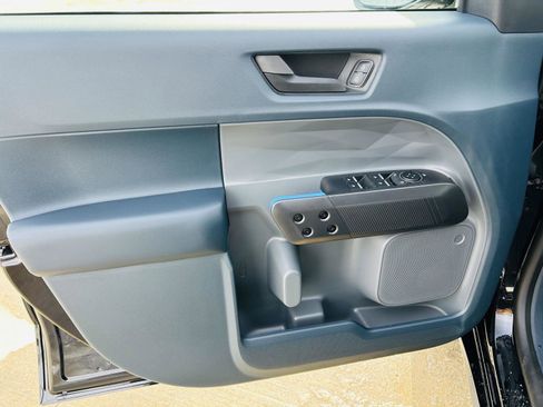 New 2026 Ford Maverick Lobo image 9