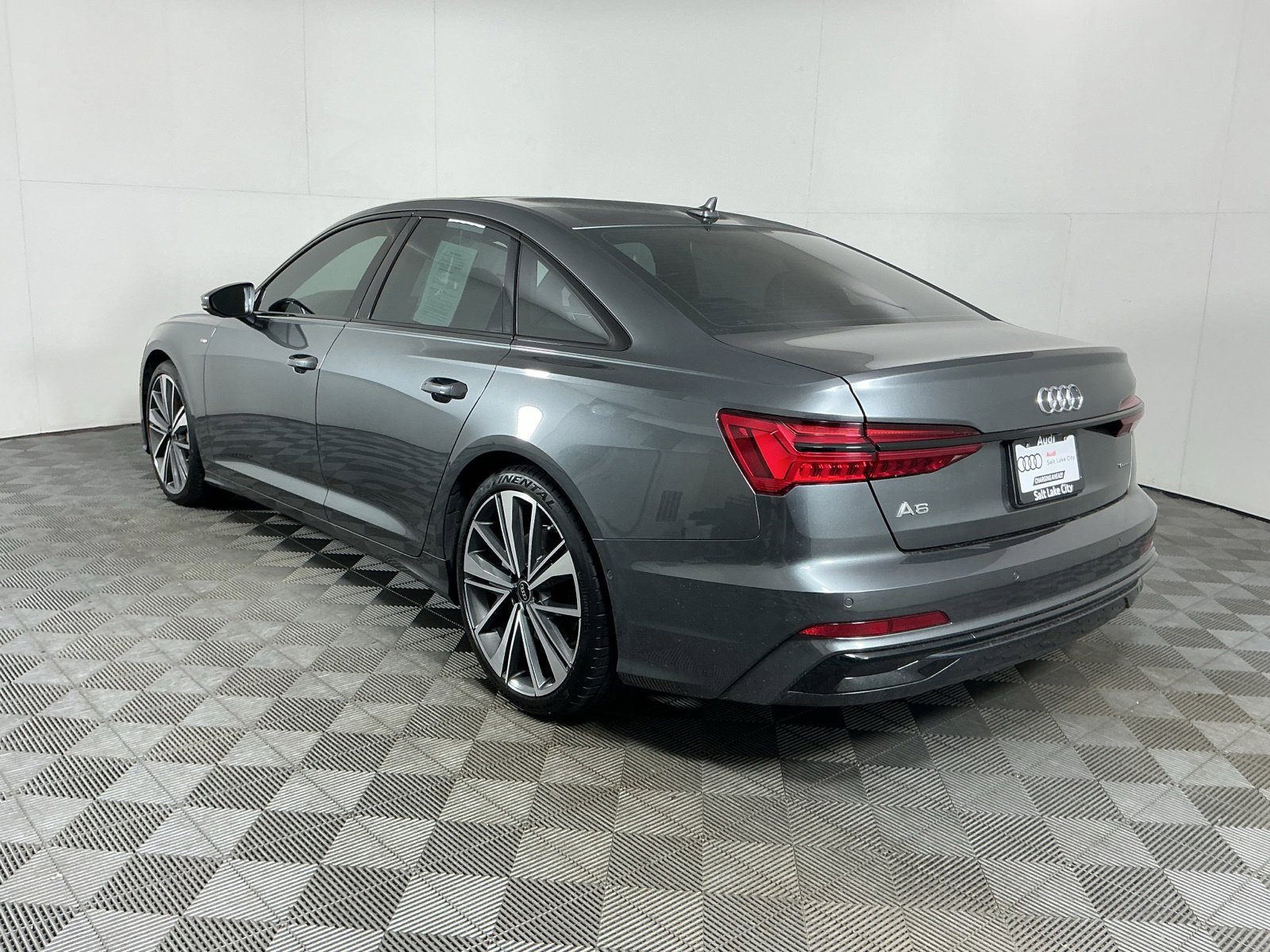 Used 2025 Audi A6 3.0T Prestige w/ Prestige Package AWD/4WD image 6