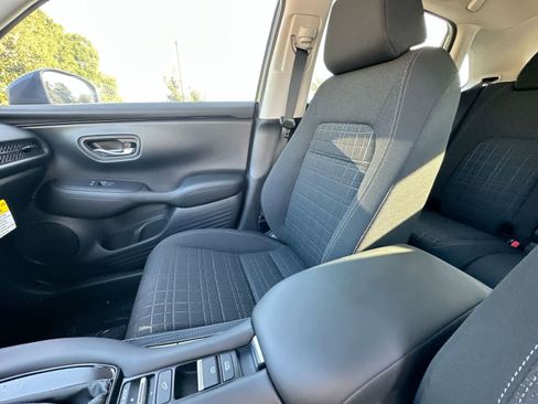 Used 2024 Honda HR-V LX image 12