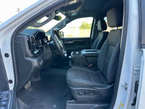 Used 2024 Chevrolet Silverado 1500 RST w/ Z71 Off-Road Package image 24