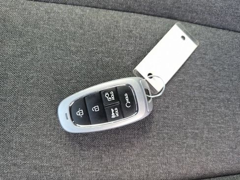 Used 2023 Hyundai Ioniq 5 SE RWD image 34