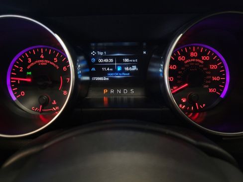 Used 2018 Ford Mustang Premium RWD image 23