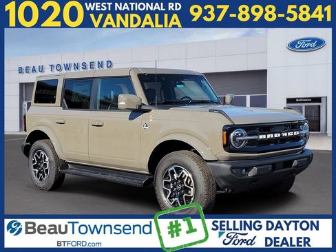 New 2025 Ford Bronco Outer Banks image 1