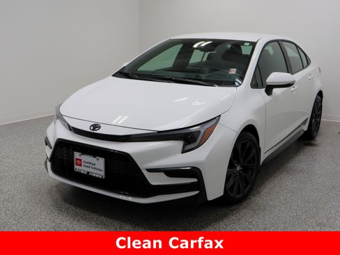 Certified 2026 Toyota Corolla SE image 2