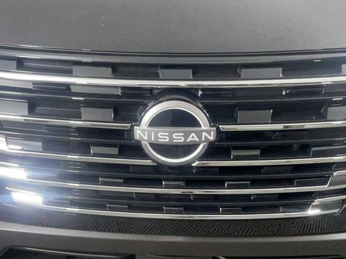 New 2025 Nissan Rogue S image 40