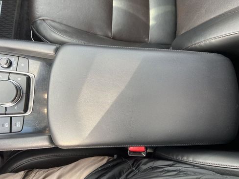 Used 2023 MAZDA MAZDA3 Hatchback w/Premium Plus Pkg image 24