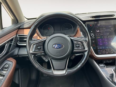 Used 2020 Subaru Outback Touring XT AWD/4WD image 12