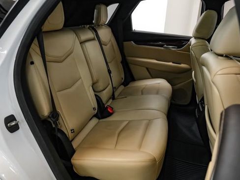 Used 2019 Cadillac XT5 Luxury FWD image 31