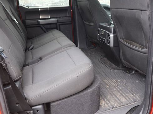 Used 2018 Ford F150 XLT w/ Equipment Group 302A Luxury AWD/4WD image 8
