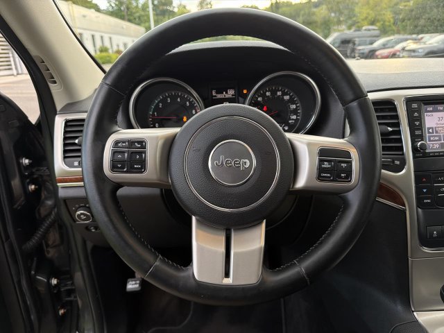 Used 2011 Jeep Grand Cherokee Limited AWD/4WD image 18