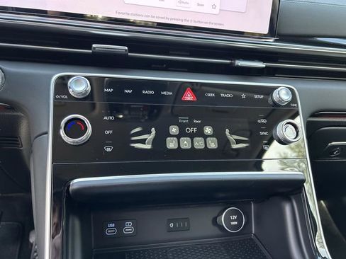 New 2026 Genesis GV80 2.5T image 24