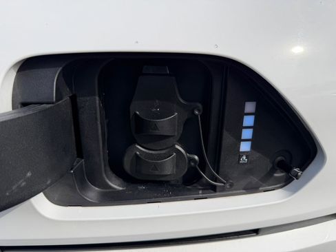 Used 2024 Hyundai Kona SEL image 45