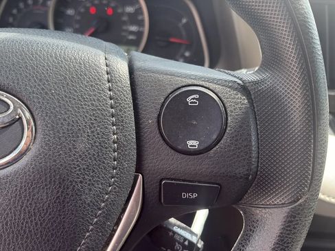 Used 2013 Toyota RAV4 XLE AWD/4WD image 19
