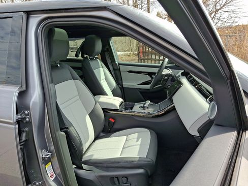 New 2026 Land Rover Range Rover Evoque Dynamic SE AWD/4WD image 3