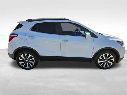Used 2021 Buick Encore Preferred FWD image 5