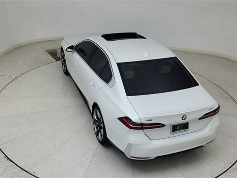 Used 2026 BMW 540i xDrive image 80