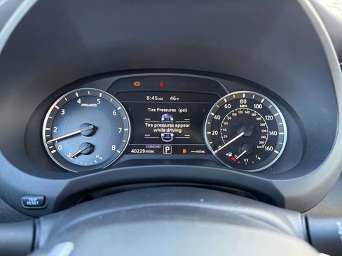 Used 2024 INFINITI QX55 Luxe image 33