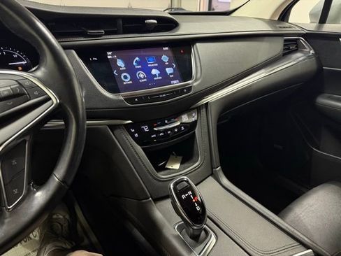 Used 2018 Cadillac XT5 Premium Luxury image 21