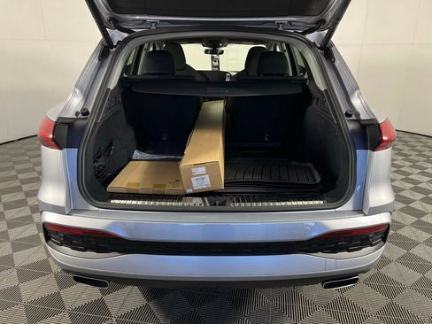 New 2025 Audi Q5 Prestige image 23