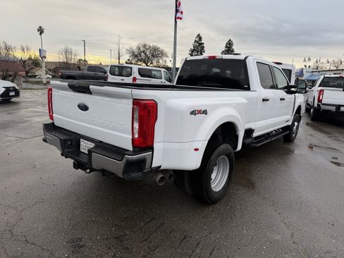 Used 2024 Ford F350 XLT image 5