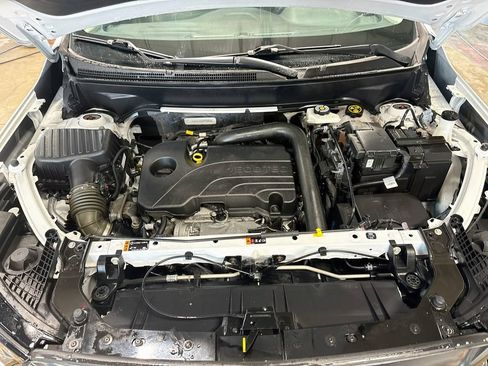 Used 2023 GMC Terrain AT4 w/ LPO, Floor Liner Package AWD/4WD image 30