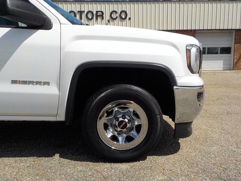 Used 2017 GMC Sierra 1500 2WD Regular Cab image 11