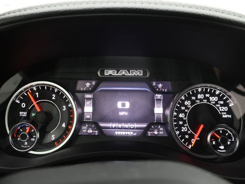 Used 2022 RAM 2500 Laramie AWD/4WD image 10