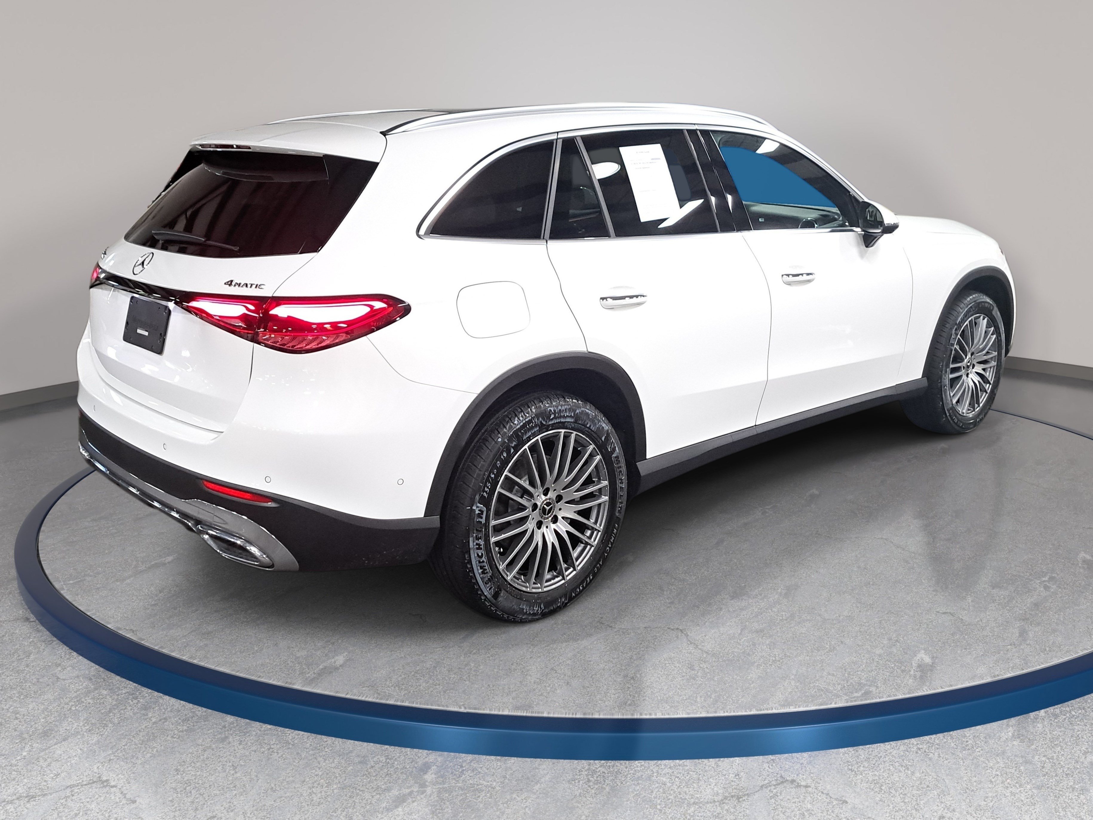 Used 2026 Mercedes-Benz GLC 300 4MATIC image 6