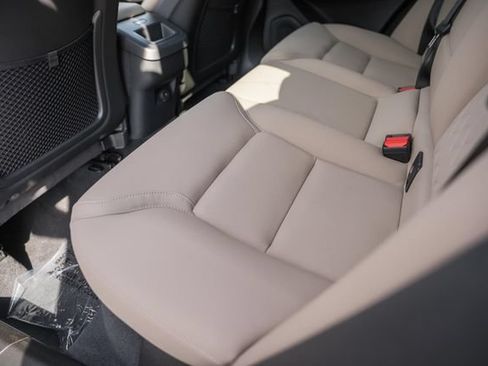 New 2026 Volvo XC60 B5 Plus w/ Protection Package Premier AWD/4WD image 33