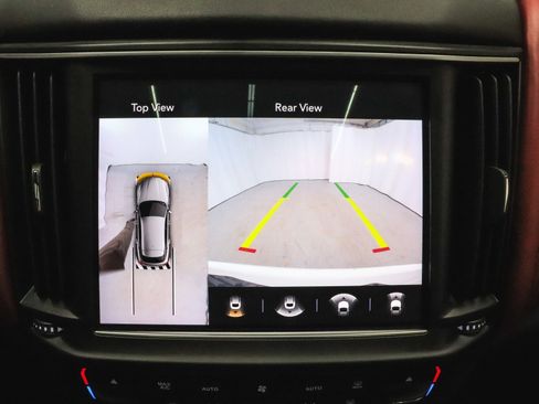 Used 2023 Maserati Levante GT image 36