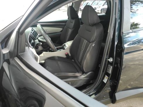 Used 2024 Hyundai Tucson SEL FWD image 16