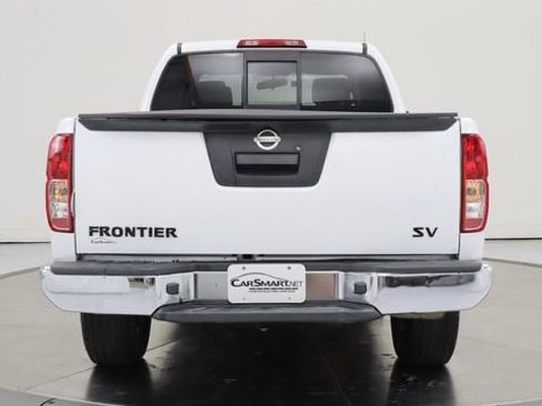 Used 2019 Nissan Frontier SV RWD image 4