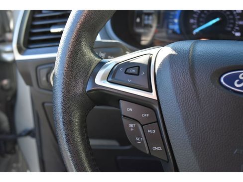 Used 2023 Ford Edge SEL image 18