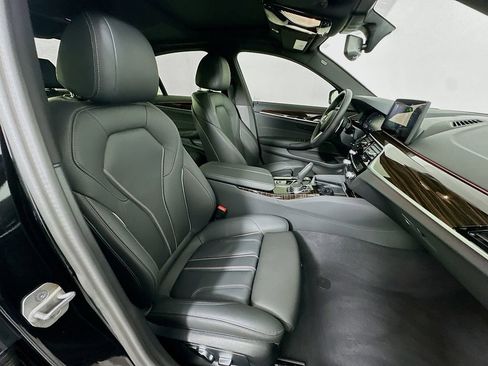 Certified 2023 BMW 540i w/ M Sport Package image 29