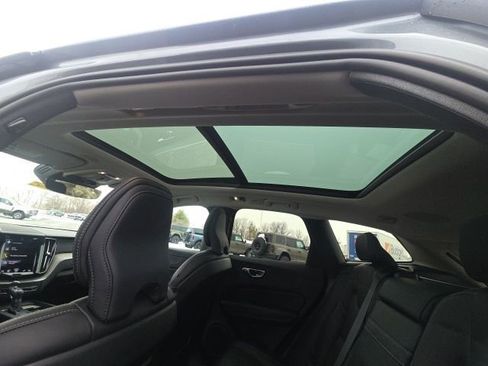 Used 2021 Volvo XC60 T5 Inscription image 28