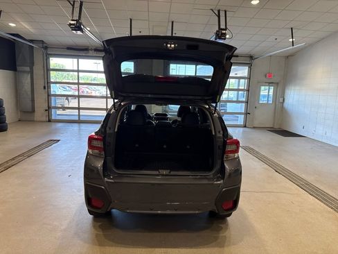 Used 2020 Subaru Crosstrek 2.0i Limited w/ Moonroof Package w/Navigation AWD/4WD image 16