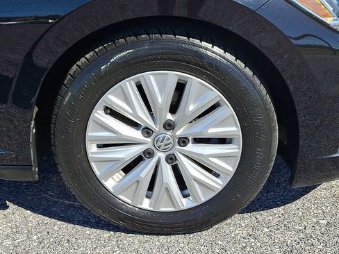 Used 2019 Volkswagen Jetta S w/ Driver Assistance Package FWD image 8