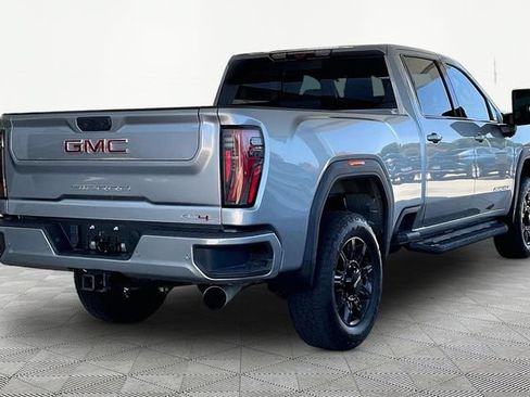 Used 2024 GMC Sierra 2500 AT4 w/ Max Trailering Package AWD/4WD image 5