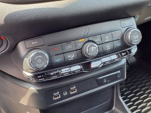 New 2026 Dodge Durango AWD image 4