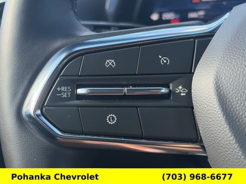 Certified 2026 Chevrolet Equinox LT w/ Convenience Package II AWD/4WD image 12