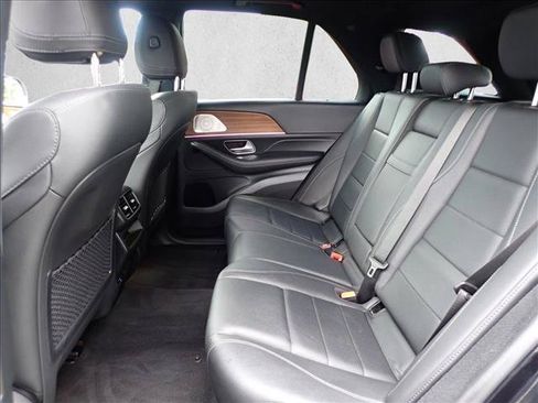 Used 2025 Mercedes-Benz GLE 350 4MATIC image 10