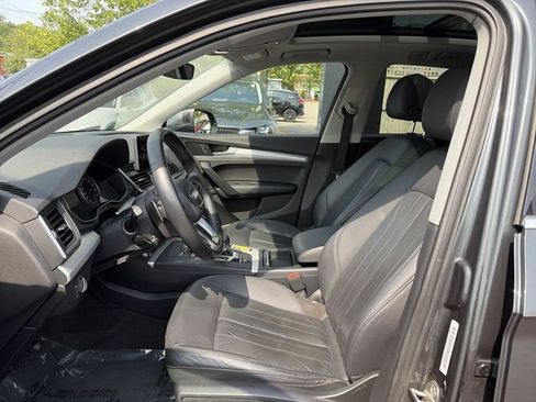 Used 2018 Audi Q5 2.0T Premium Plus w/ Premium Plus Package AWD/4WD image 11