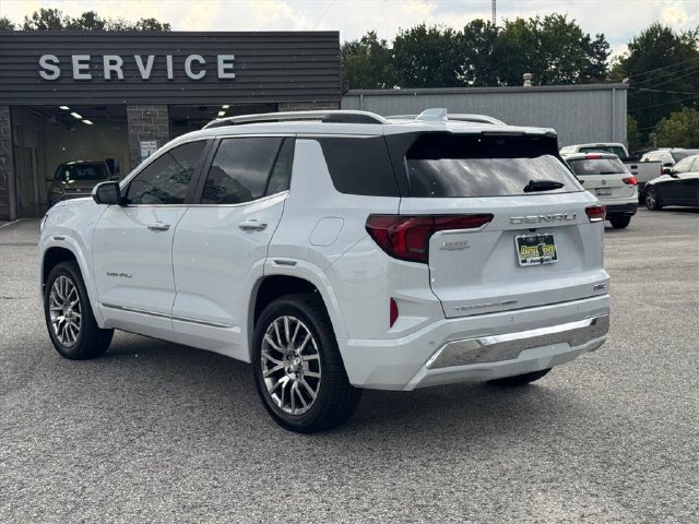 Used 2026 GMC Terrain Denali AWD/4WD image 6