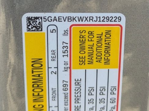 Used 2024 Buick Enclave Premium image 40